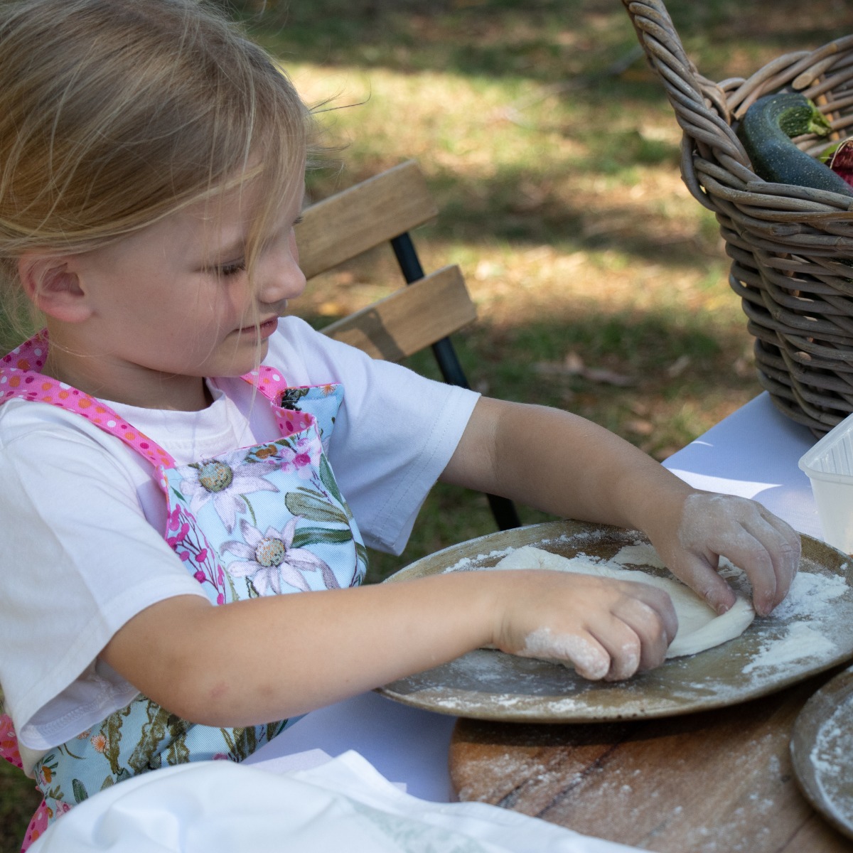 Let curiosity lead the way these school holidays at @lancemorehotels  Lindenderry Red Hill. Kids can build their own pizza, enjoy lawn games across the estate and wind down with cosy movie nights. Little Explorers is a family-friendly escape designed for fun, discovery and creativity.

#MorningtonPeninsula #LittleExplorers #RedHill