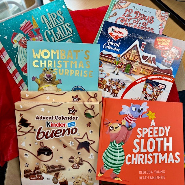 🚨GIVEAWAY🎅

Countdown to Christmas with Kinder Bueno’s First-Ever Advent Calendar

This festive season just got a little sweeter! Kinder Bueno is bringing joy to chocolate lovers across Australia with the launch of its first-ever Advent Calendar, available exclusively at BIG W.

The Kinder Bueno Advent Calendar is the perfect way to count down to Christmas,
offering an indulgent mix of your favourite treats waiting to be discovered behind every door! (RRP: $23.00) 

✨𝑻𝒐 𝒄𝒆𝒍𝒆𝒃𝒓𝒂𝒕𝒆 𝒕𝒉𝒆 𝒍𝒂𝒖𝒏𝒄𝒉 𝒐𝒇 𝒕𝒉𝒆 𝒏𝒆𝒘 𝑲𝒊𝒏𝒅𝒆𝒓 𝑩𝒖𝒆𝒏𝒐 𝑨𝒅𝒗𝒆𝒏𝒕 𝒄𝒂𝒍𝒆𝒏𝒅𝒂𝒓 𝒘𝒆 𝒉𝒂𝒗𝒆 𝒕𝒘𝒐 𝑲𝒊𝒏𝒅𝒆𝒓 𝑩𝒖𝒆𝒏𝒐 𝒂𝒅𝒗𝒆𝒏𝒕 𝒄𝒂𝒍𝒆𝒏𝒅𝒂𝒓𝒔 𝒕𝒐 𝒈𝒊𝒗𝒆 𝒂𝒘𝒂𝒚 𝒂𝒏𝒅 𝒂𝒍𝒔𝒐 𝒕𝒘𝒐 𝒓𝒆𝒈𝒖𝒍𝒂𝒓 𝑲𝒊𝒏𝒅𝒆𝒓 𝒂𝒅𝒗𝒆𝒏𝒕 𝒄𝒂𝒍𝒆𝒏𝒅𝒂𝒓𝒔! (𝑹𝑹𝑷:$12 𝒆𝒂𝒄𝒉)

We also have one fresh Christmas board book for each winner featuring titles like: 'The Aussie 12 Days of Christmas', 'Mrs Claus', 'Wombat's Christmas Surprise', & 'A Speedy Sloth Christmas'. 
(Books and calendars given at random.)

𝐉𝐮𝐬𝐭 𝐜𝐨𝐦𝐦𝐞𝐧𝐭 𝐛𝐞𝐥𝐨𝐰 𝐰𝐢𝐭𝐡 𝐨𝐧𝐞 𝐨𝐟 𝐲𝐨𝐮𝐫 𝐂𝐡𝐫𝐢𝐬𝐭𝐦𝐚𝐬 𝐭𝐫𝐚𝐝𝐢𝐭𝐢𝐨𝐧𝐬! 𝐃𝐨𝐞𝐬 𝐲𝐨𝐮𝐫 𝐞𝐥𝐟 𝐝𝐞𝐥𝐢𝐯𝐞𝐫 𝐭𝐡𝐞 𝐚𝐝𝐯𝐞𝐧𝐭 𝐜𝐚𝐥𝐞𝐧𝐝𝐚𝐫? 𝐃𝐨 𝐲𝐨𝐮 𝐫𝐞𝐚𝐝 𝐚 𝐂𝐡𝐫𝐢𝐬𝐭𝐦𝐚𝐬 𝐛𝐨𝐨𝐤 𝐨𝐧 𝐂𝐡𝐫𝐢𝐬𝐭𝐦𝐚𝐬 𝐞𝐯𝐞? 𝐖𝐞 𝐰𝐚𝐧𝐭 𝐭𝐨 𝐤𝐧𝐨𝐰! :) 
𝐀𝐧𝐝 𝐦𝐚𝐤𝐞 𝐬𝐮𝐫𝐞 𝐲𝐨𝐮 𝐚𝐫𝐞 𝐟𝐨𝐥𝐥𝐨𝐰𝐢𝐧𝐠 𝐨𝐮𝐫 𝐅𝐁 𝐚𝐧𝐝 𝐈𝐧𝐬𝐭𝐚 𝐩𝐚𝐠𝐞𝐬.✌️

Four winners chosen 24/11 and announced in this thread. Pick up from Hastings office.