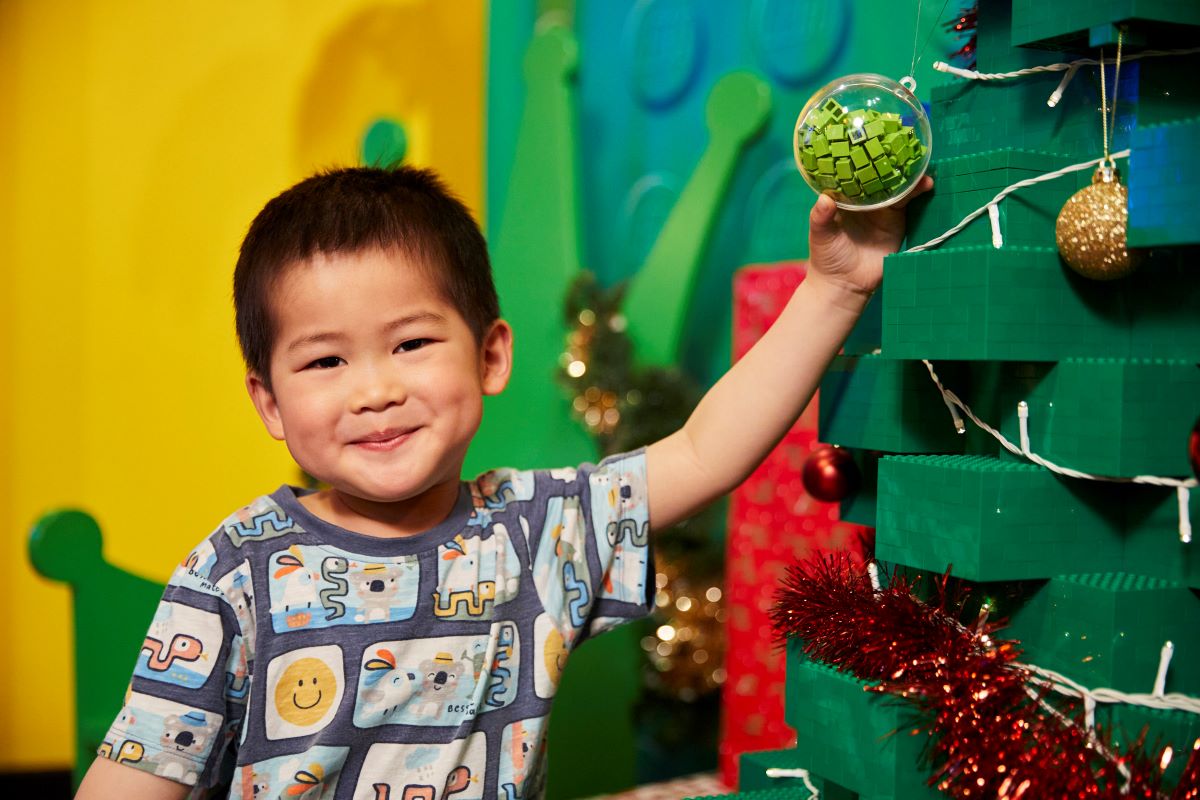 Holiday Bricktacular is sleighing at LEGOLAND® Discovery Centre Yule love it!