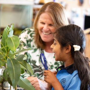 Jeanette Russell with Early Learning Centre student web Jeanette Russell with Early Learning Centre student web